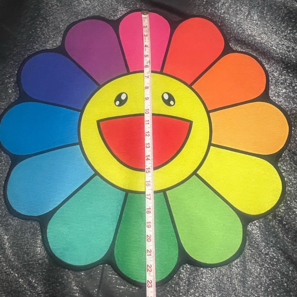 Flower Rug - Picture 2 of 3